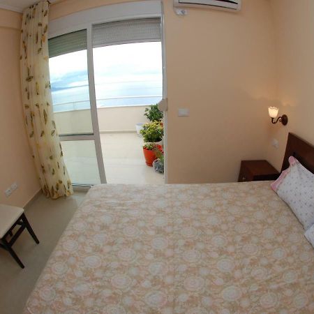 Erti'S Apartments Sarandë Exteriör bild